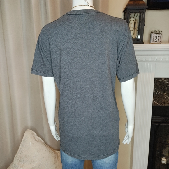 LEVI'S Men's Relaxed Fit Short-Sleeve Crewneck Logo Graphic T-Shirt M - Picture 4 of 6